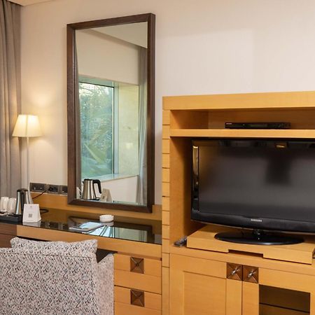 Coral Beach Hotel And Resort Beyrouth Extérieur photo