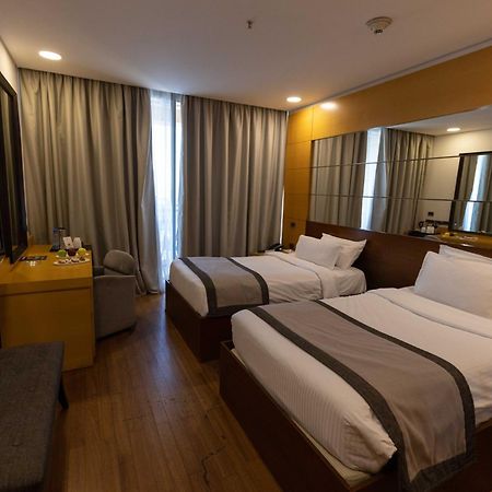 Coral Beach Hotel And Resort Beyrouth Extérieur photo