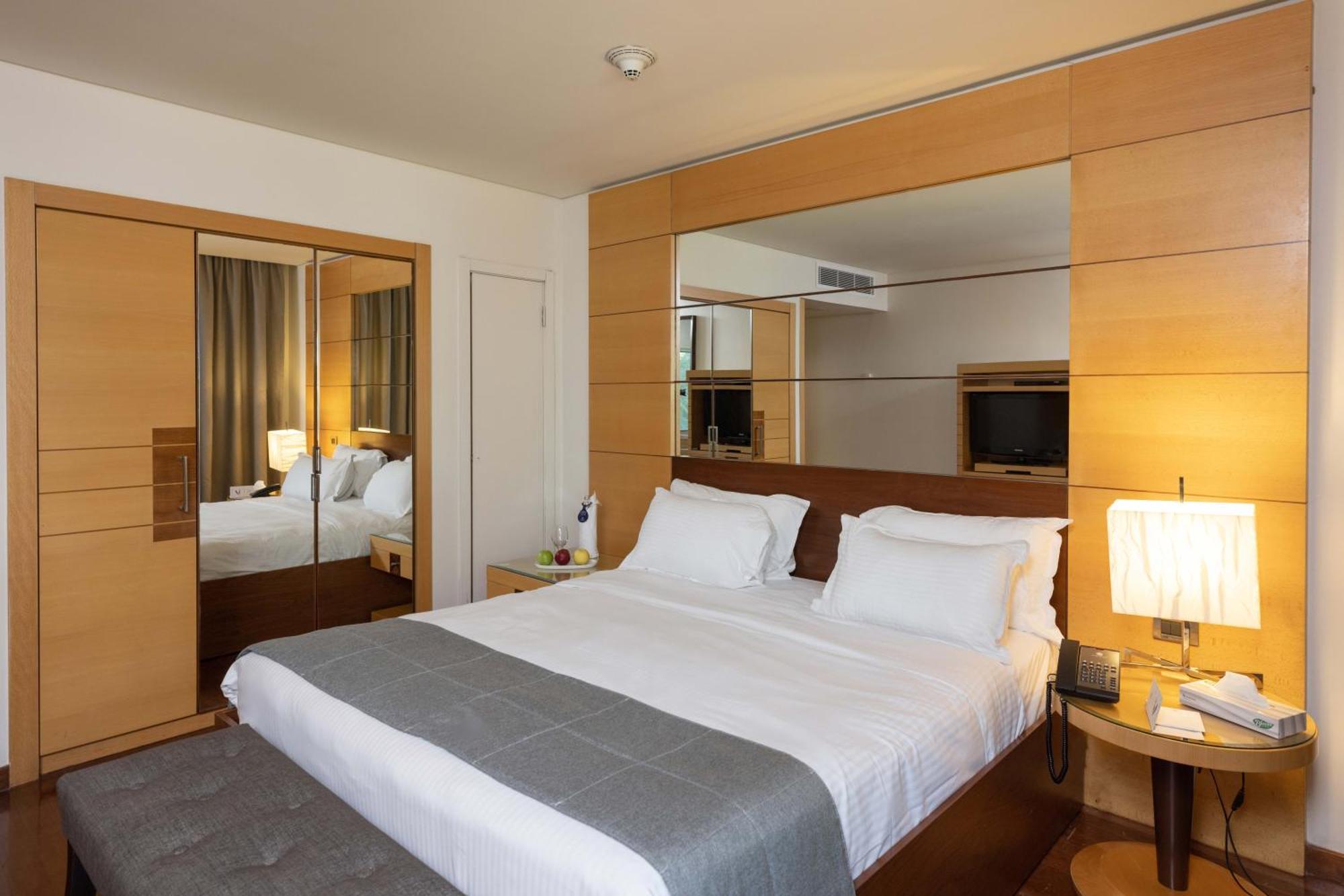 Coral Beach Hotel And Resort Beyrouth Extérieur photo