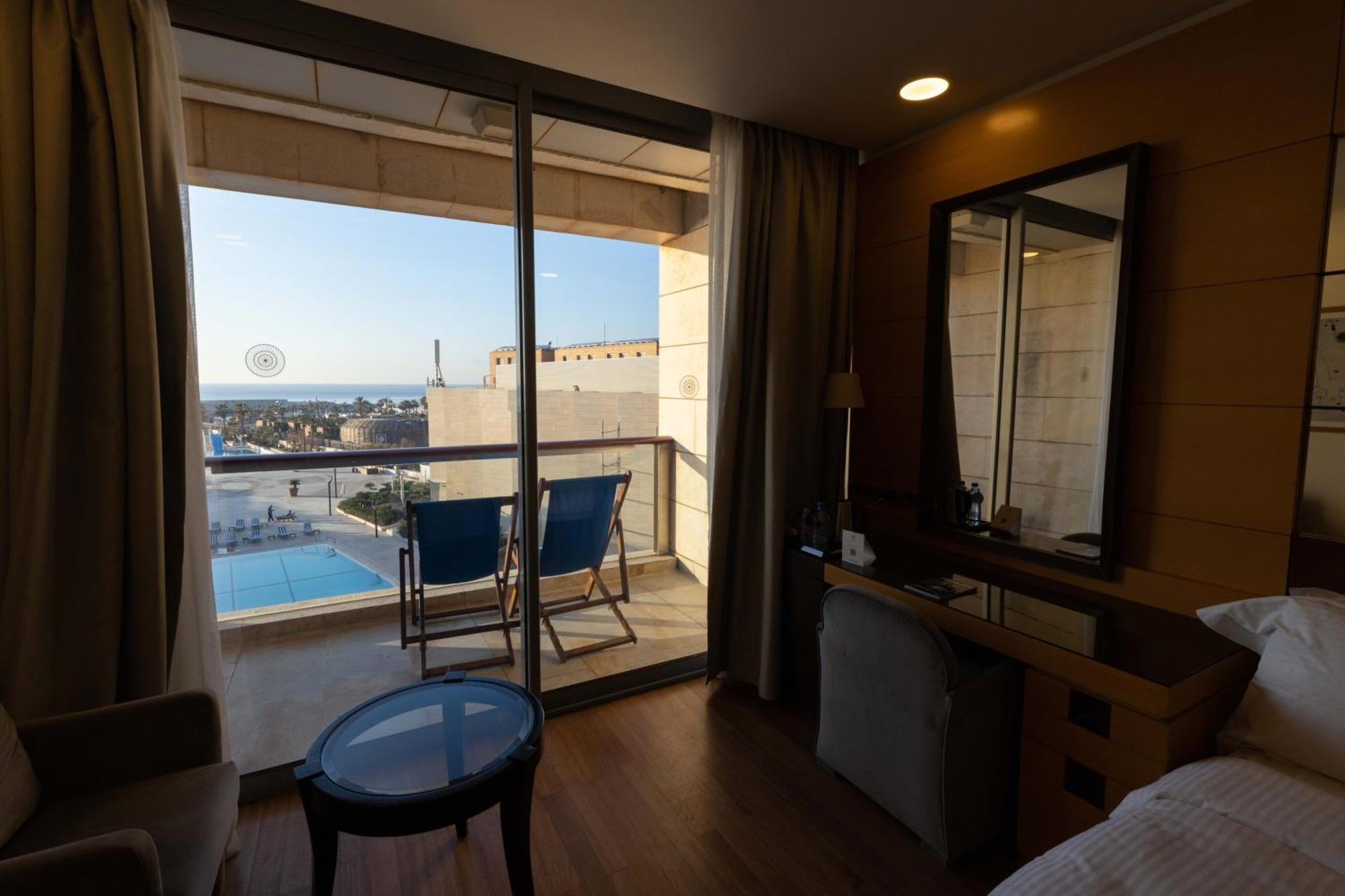 Coral Beach Hotel And Resort Beyrouth Extérieur photo