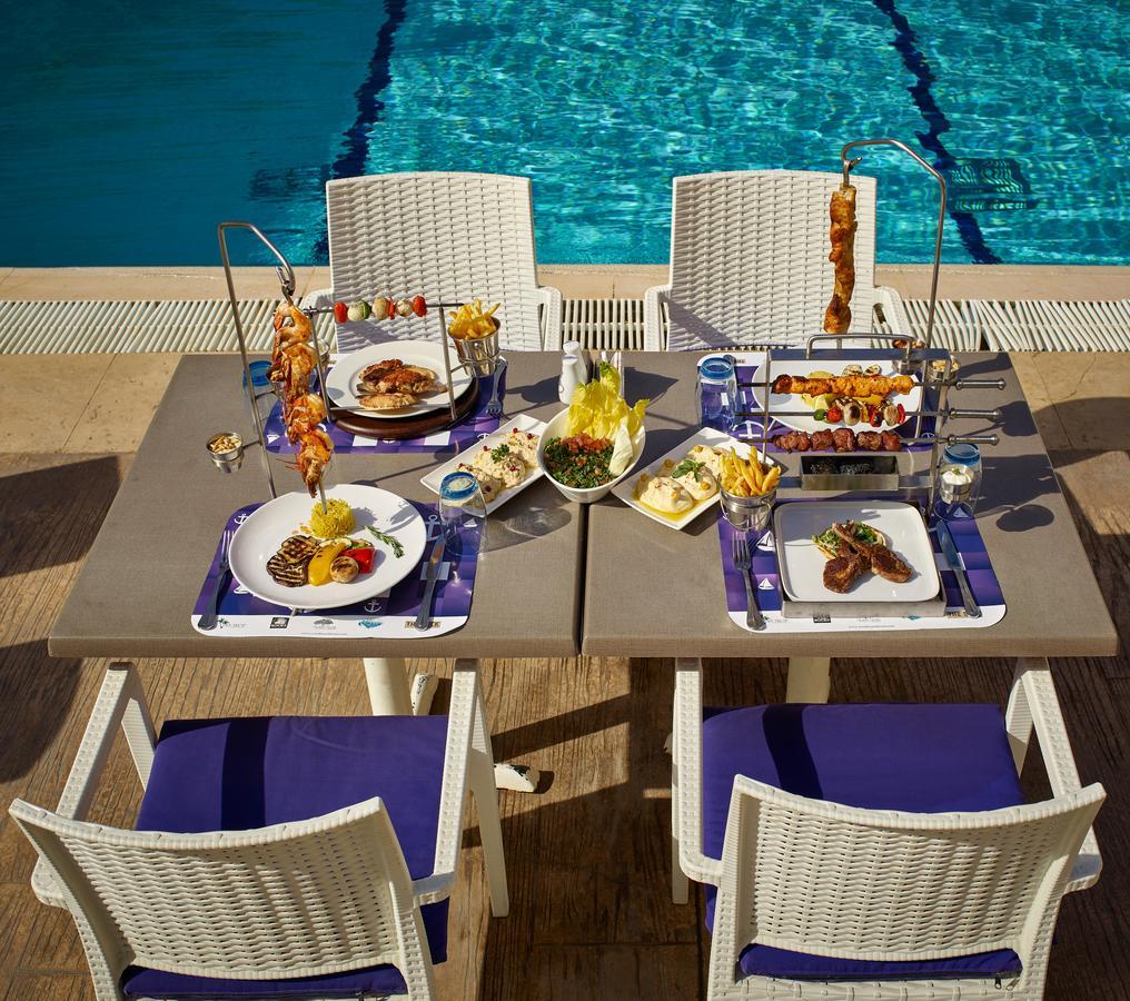 Coral Beach Hotel And Resort Beyrouth Extérieur photo